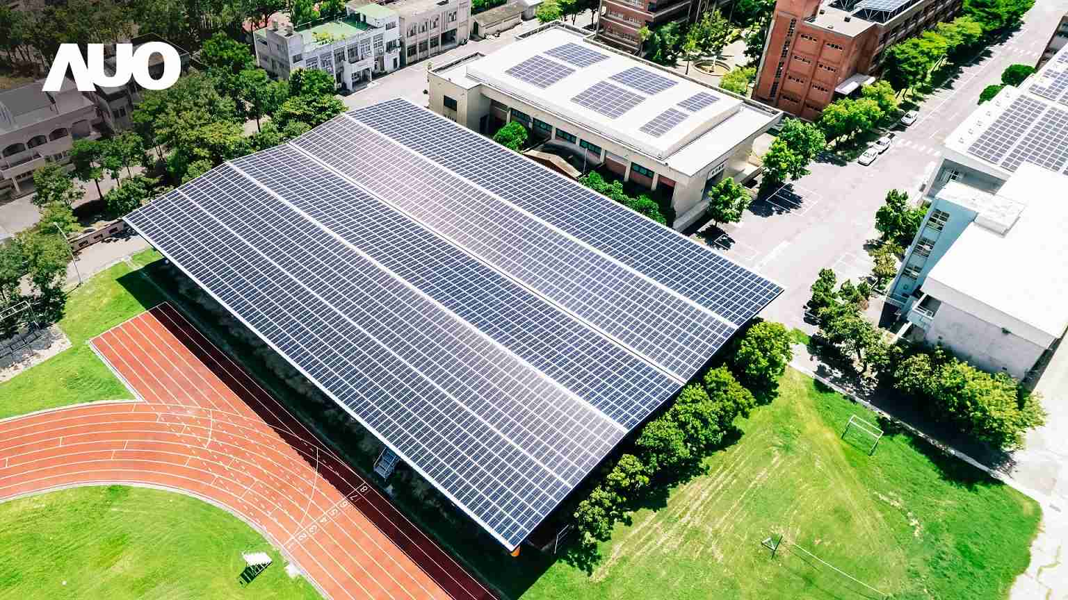 汇旺支付SunSteel光电整合型浪板具备快速安装、、轻量化优势，，，，可提升15%发电效能，，，，通过国际IEC与台湾VPC认证安全、、、、防漏、、、、耐候标准